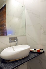 Opo Hotel Dior