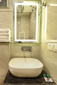 Opo Hotel Dior
