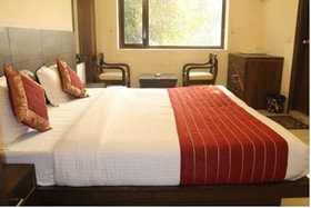 Paradise Inn