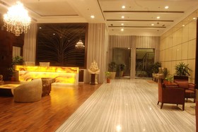 Plutos Hotel