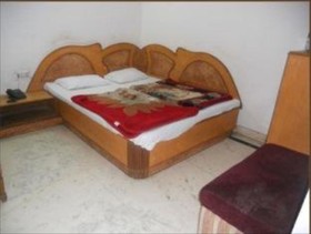 Priyanka Guest House