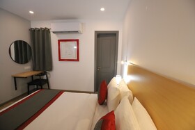 Qotel Hotel La Serene Gagan Vihar