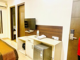 Qotel Jasola Vihar