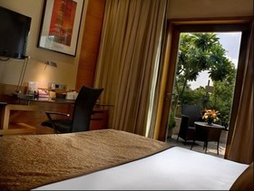 Radisson Blu Marina Connaught Place