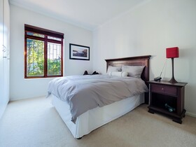 Roomshala  Cosy Nook