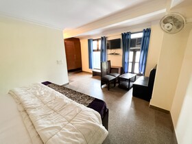 Roomshala Hotel Silver Inn