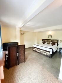 Roomshala Hotel Silver Inn