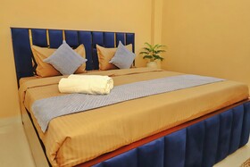 Roomshala Hotel Starlight