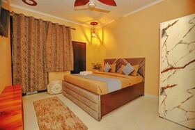 Roomshala Lakshmi Residency