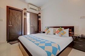 Roomshala Silver Key