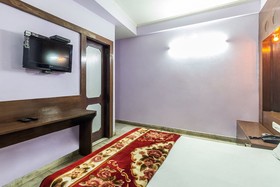 Hotel Sahara International Deluxe