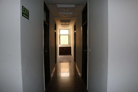 Seven Seas Inn