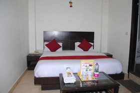 Seven Seas Inn