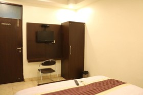 Seven Seas Inn