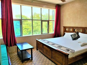 Shamim Residency