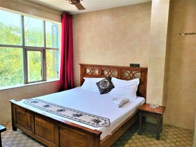 Shamim Residency