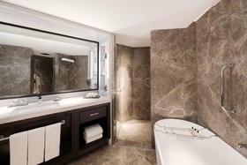 Shangri-La Eros New Delhi