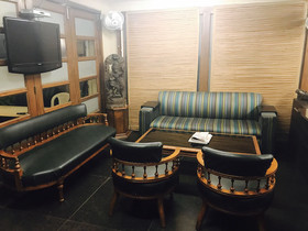 Skylink Suites & Apartments