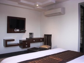 Sohana Palace