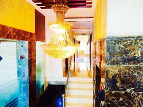 Admire Suites by FabHotel