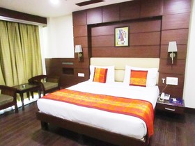 Admire Suites by FabHotel