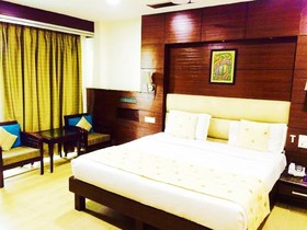 Admire Suites by FabHotel