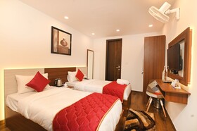 The Altruist Business Stays Dlf Phase 3