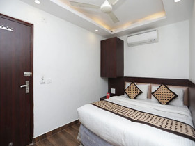 The Corner Point Guest House