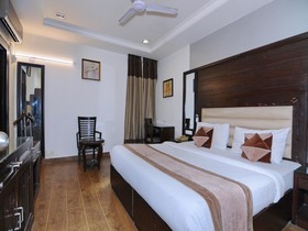 The Grand Hotel Boutique
