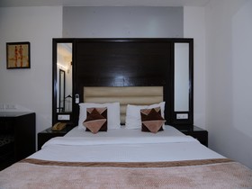 The Grand Hotel Boutique