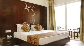 The Pearl Hotel Delhi