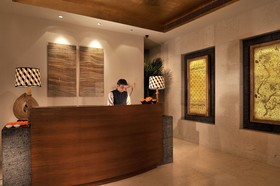Udman Hotel Panchshila Park