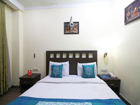Tjs Grand Karolbagh