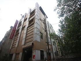 Tjs Grand Karolbagh