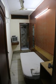 Yes Please Guest House