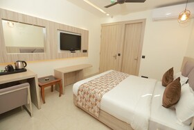 Zed Hotel