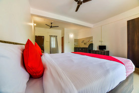 OYO 25002 Agonda Seaview