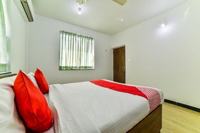 OYO 25002 Agonda Seaview