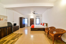 OYO 25002 Agonda Seaview