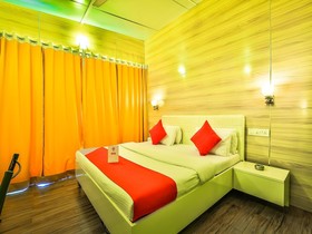 Curlies Zulu Land by OYO Rooms