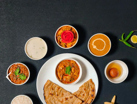 Curlies Zulu Land by OYO Rooms