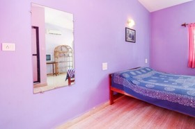 Goroomgo Bluewhale Hostel Goa