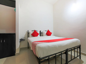 Hotel Irize Emerald by OYO Rooms