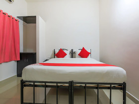 Hotel Irize Emerald by OYO Rooms