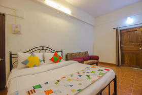 OYO Home 16070 Decent Studio