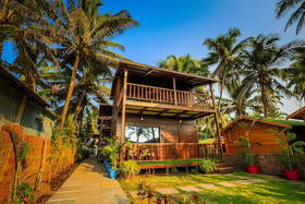 The Spot Bar Hotel by OYO Rooms