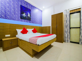 Arambol Plaza Beach Resort by OYO Rooms