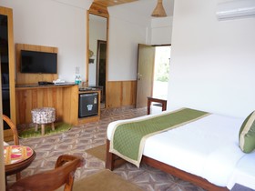 Veda5 Wellness Retreat & Spa