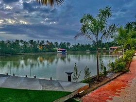 Veda5 Wellness Retreat & Spa