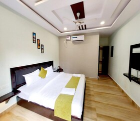 Vedana Retreat